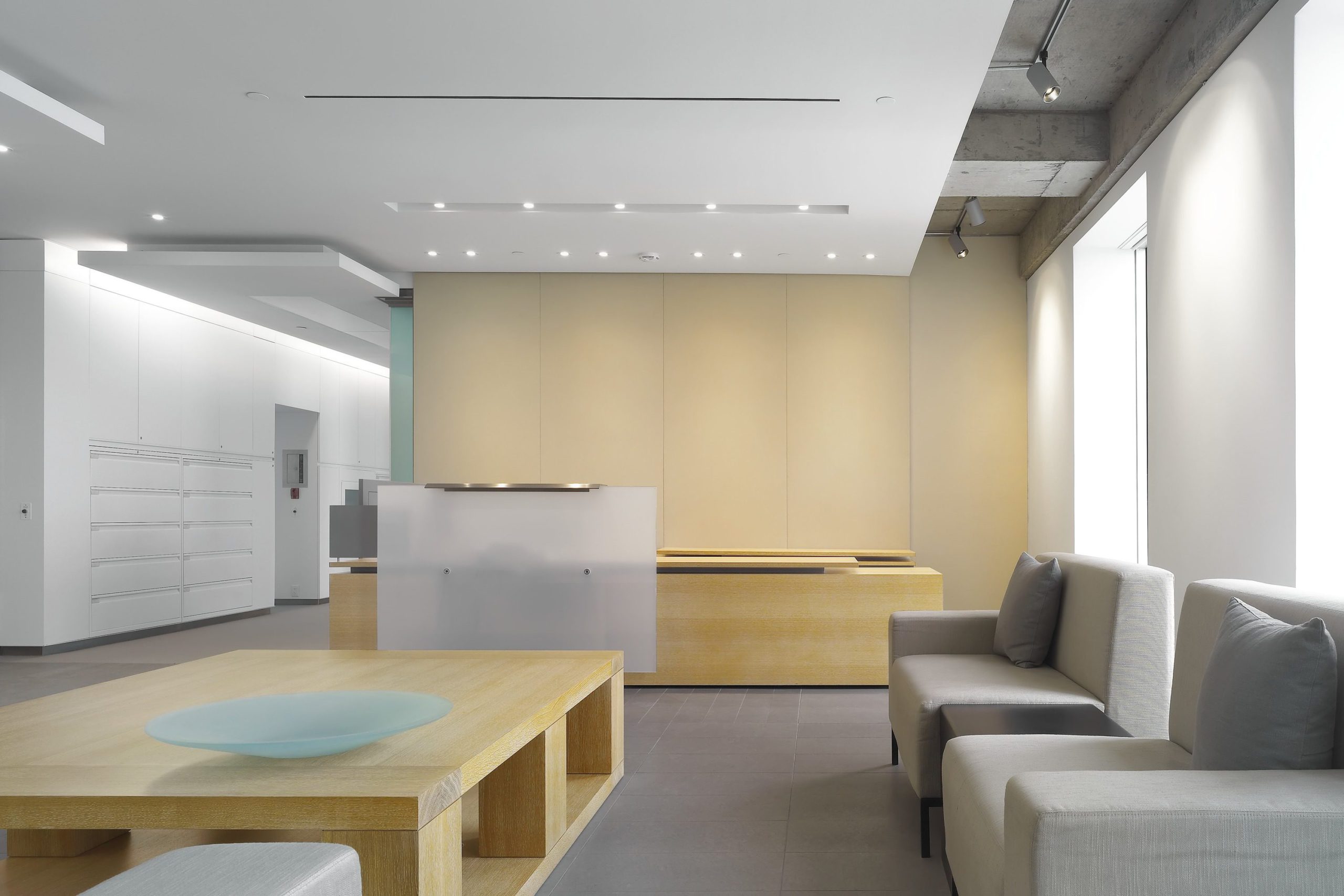 Trending Office Design Features for Modern Workplaces in 2025
